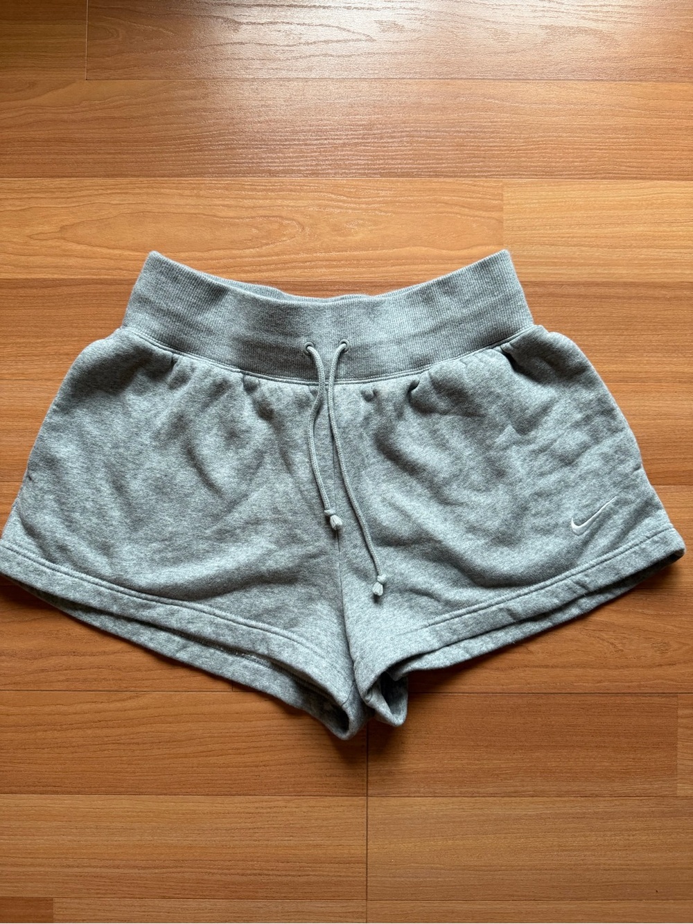 Nike Women's Light Gray Fleece Athletic Shorts